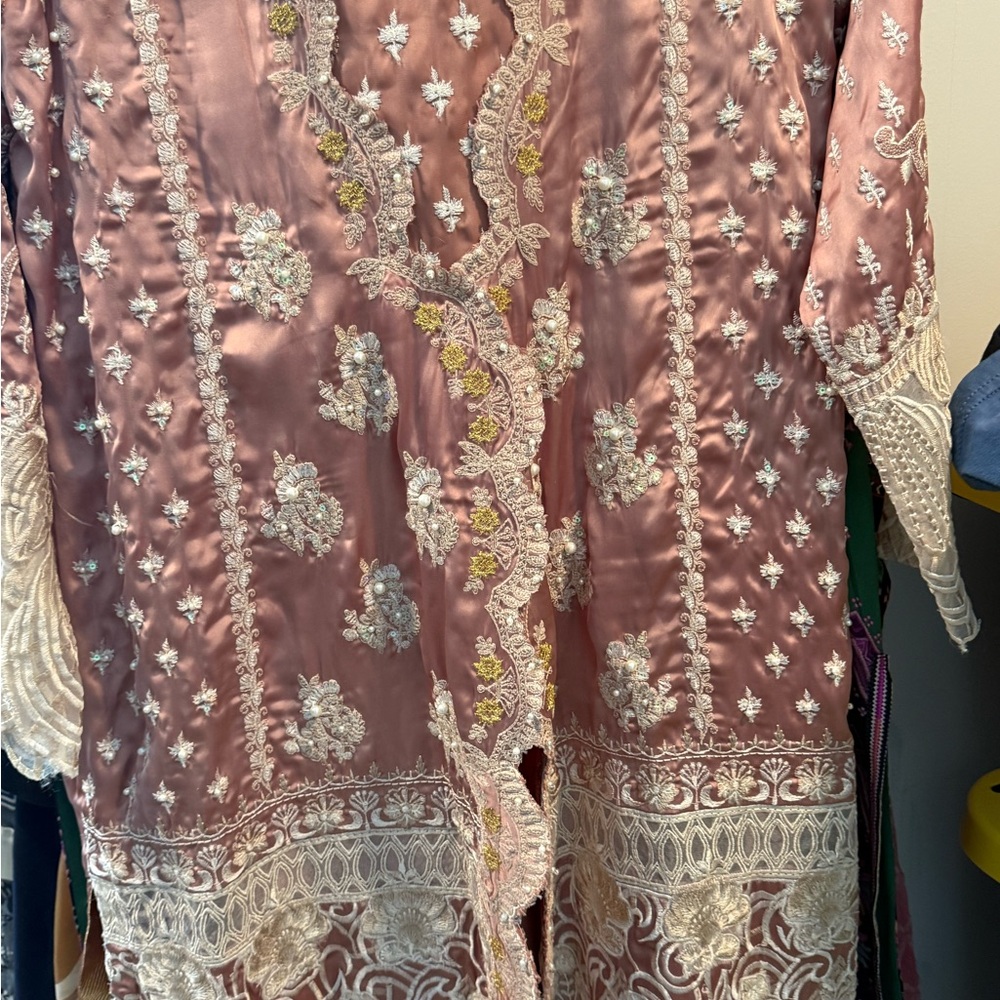 Pakistani designer shalwar Kameez sana safinaz asim jofa Maria b used medium Eid - Picture 15 of 16
